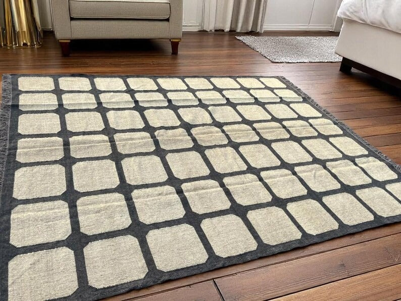 Handwoven Geometric Grid Area Rug, Beige Black Modern Boho Carpet