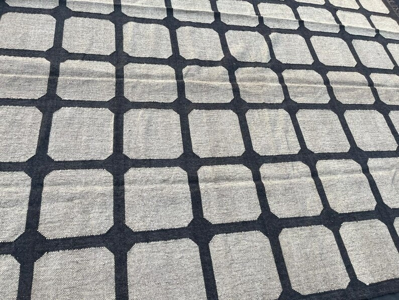 Handwoven Geometric Grid Area Rug, Beige Black Modern Boho Carpet